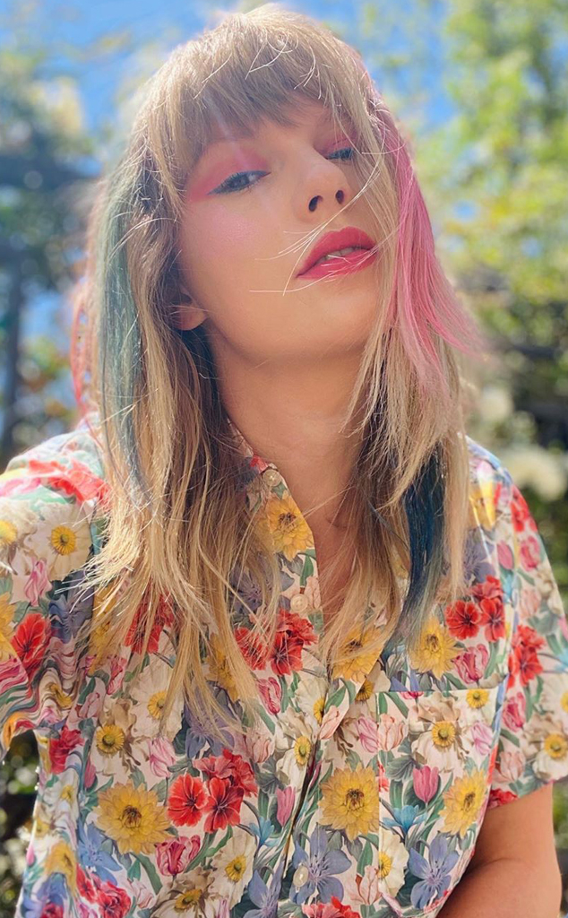 Taylor Swift Looks Picture Perfect And Ready For Summer In Her Latest Pics E Online
